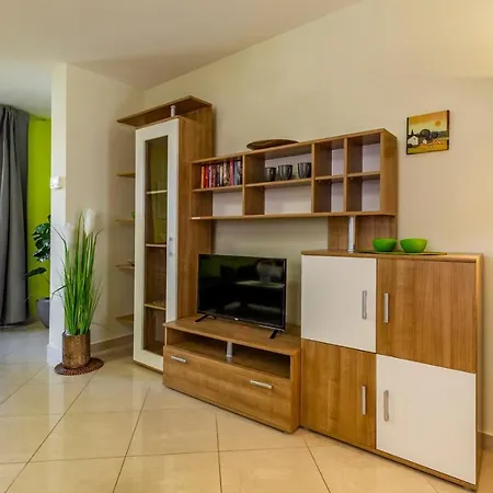 Istriensonne - Haus Stephan * מדולין