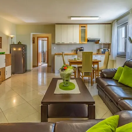 Istriensonne - Haus Stephan Apartament *